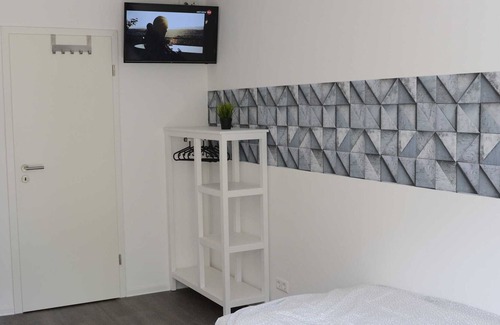 Pforzheim Apartment | Single Room - Pforzheim-Ferienhaus 24/7