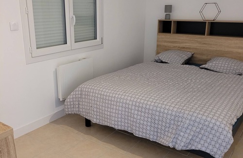 Trosly-Loire House | single-storey house