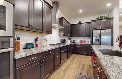 Elk Grove House | Single-story home with private patio, grill, AC, W/D, & central location
