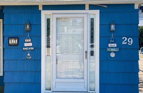 Culloden Shores House | Single-story home with W/D, patio & outdoor shower - minutes from private beach