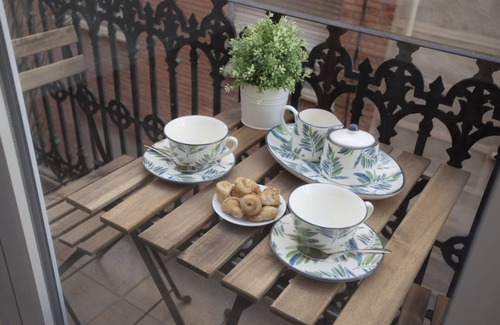 El Pilar Apartment | Singular Stays Quart
