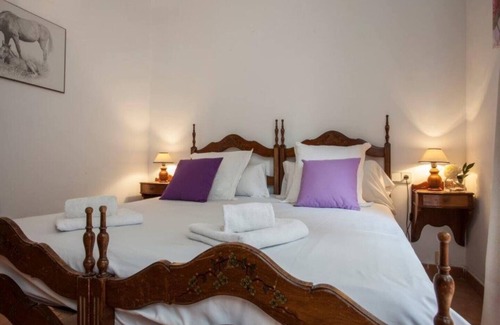 Aiora Apartment | Singular Stays Maritim