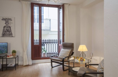 Ciutat Vella Apartment | Singular Stays Plaza Redonda