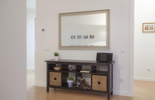 Ciutat Vella Apartment | SingularStays Plaza Redonda