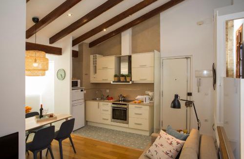 El Pilar Apartment | SingularStays Quevedo