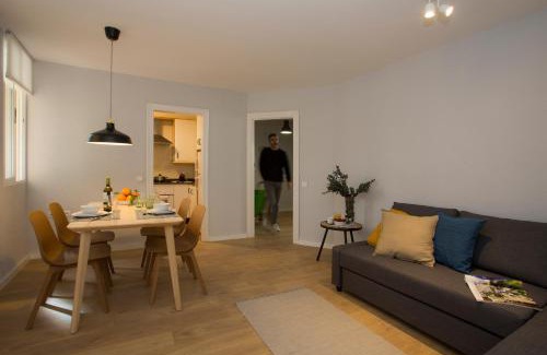 El Pilar Apartment | SingularStays Quevedo II