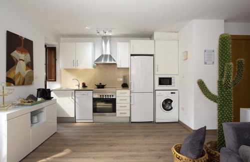 La Roqueta Apartment | SingularStays Valencia Center I