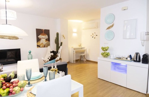 La Roqueta Apartment | SingularStays Valencia Center II