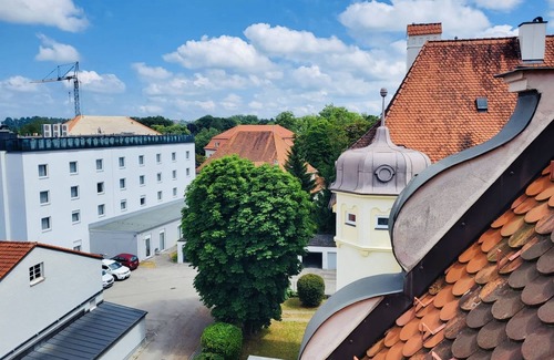 Kaufbeuren Apartment | SiOUX: stylish 5-room apartment in the attic