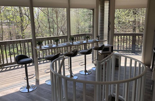 Big Canoe Ski Chalet | Sip Coffee on the Wraparound Deck with Treetop Views - Chalet 40