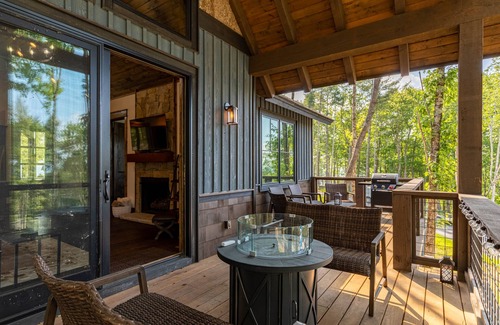 Elk Park House | Sip Sip Hooray at Eagles Nest - Beautiful views, near Eagles Nest Winery, fire pit!