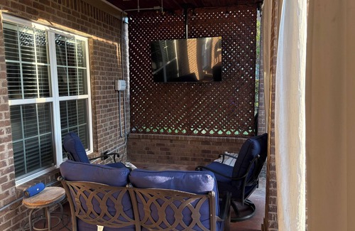Northpointe House | Sip & Stay sleeps 11, 10 minutes from Ole Miss, 10 minutes from Oxford Square