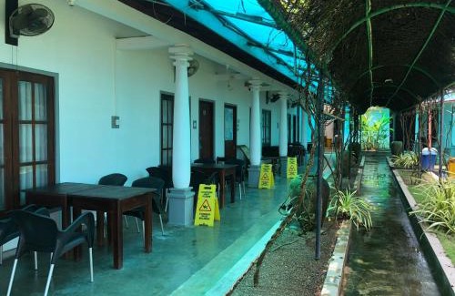 Mirissa Ski Chalet | Sira's Chalets