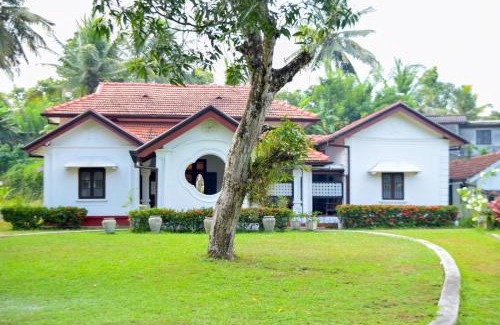 Akmeemana House | Sirilena Colonial Bungalow