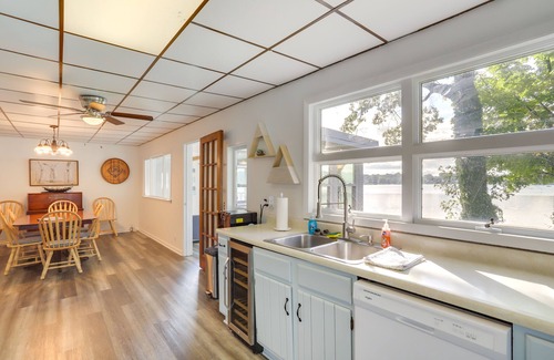 Sister Lakes Cottage | Sister Lakes Cottage w/Dock & Grill!