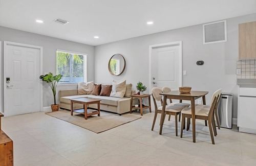 Downtown Fort Lauderdale Villa | Sistrunk Shades Villa #5 - Brand New Downtown Fort Lauderdale Florida Townhome