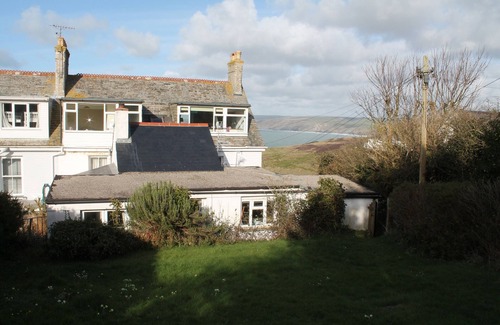 Port Isaac Apartment | Sit outside and look at the sea !
