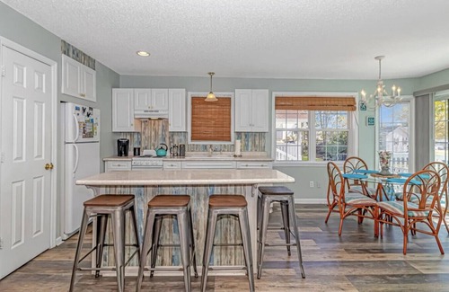 Myrtle Beach Cottage | Site 5504 OL 2bedroom with golf cart!