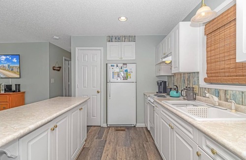 Myrtle Beach Cottage | Site 5504 OL 2bedroom with golf cart!