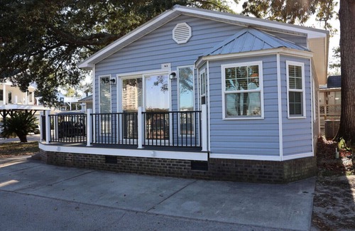 Surfside Beach Cottage | Site N05 OL 2bedroom corner lot! Newly renovated