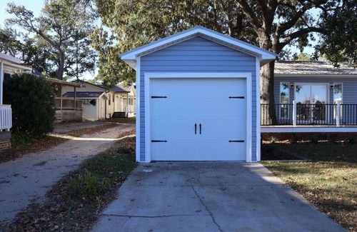 Surfside Beach Cottage | Site N05 OL 2bedroom corner lot! Newly renovated