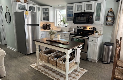 Myrtle Beach Cottage | site Y05, Best 2 bedroom in Ocean Lakes! Golf cart included!