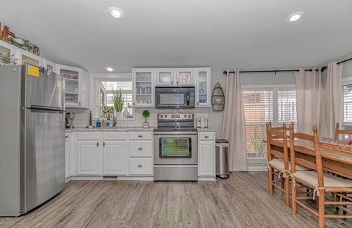 Myrtle Beach Cottage | site Y05, Best 2 bedroom in Ocean Lakes! Golf cart included!