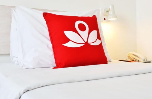 Parapat House | Sitindaon Homestay Kampung Warna Warni Tigarihit