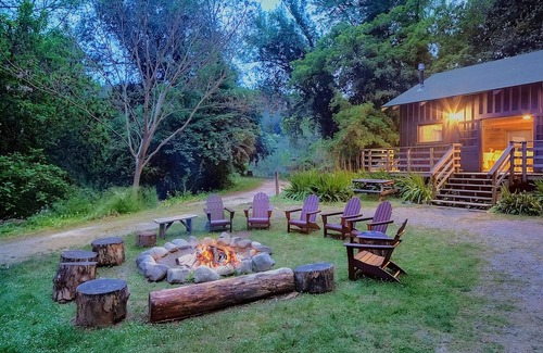 Guerneville Hotel | Situated In A Stunning Wilderness Setting! w/Outdoor Pool, Free Parking!