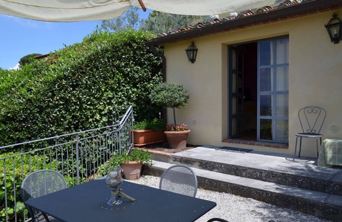 Lamporecchio Other | Situated inside olive oil farm, Altabina enjoys a panoramic position over the valley and the large h