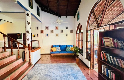 Playa Ocotal Hotel | Siwõ Art Guesthouse