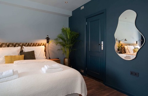 Centrum Bed & Breakfast | Six Boutique Hotel - Deluxe Quadruple Room