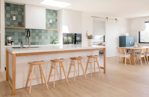 Skenes Creek House | Six Ocean Terrace - Ocean and Mountain Views
