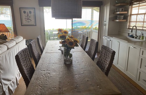 Indian Shores Cottage | Sixpence, Vintage Beachfront Experience