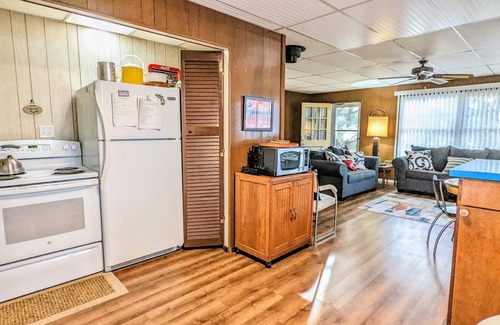 Mears Cottage | Sixties Nostalgia - Rhele's Roost at Silver Lake Dunes