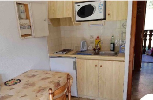 Le Biot Apartment | Ski apartment sleeps 4