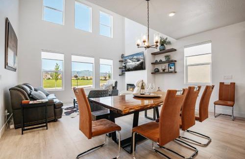 Park City House | Ski area close 5br 5.5ba resort views sleeps 15