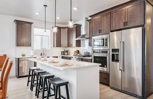 Park City House | Ski area close 5br 5.5ba resort views sleeps 15