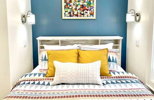 Meaford Apartment | "Ski" at Hills Meaford | 2BD Suite + Bunk Beds