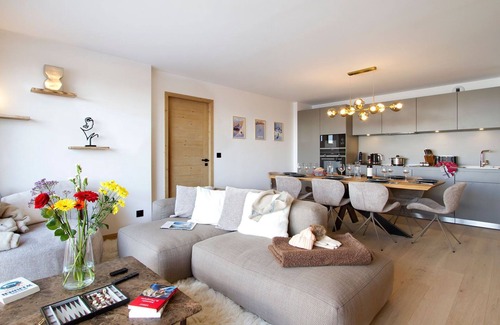Bergers Condo | Ski aux pieds ! Chic T3 + cabine & terrasse