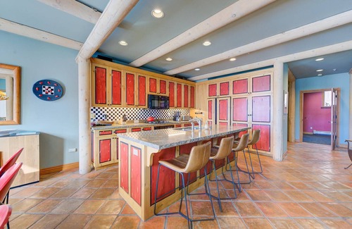Salt Lake Mountain Resorts House | Ski Country's Rare Gem