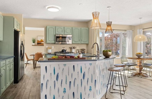 Santa Fe House | Ski Discounts! Family Oasis w/Pool, Hot Tub, Games, Sunsets