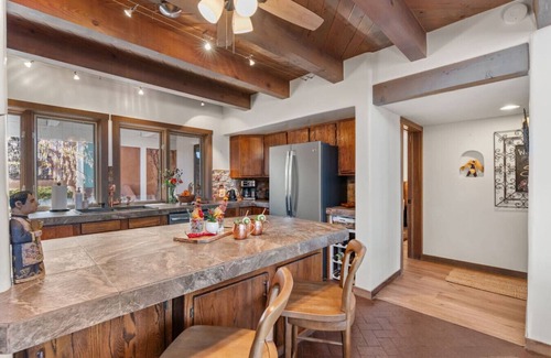 Casas de San Juan Apartment | Ski Discounts! Luxe Escape near Opera | Spa Pool Casita