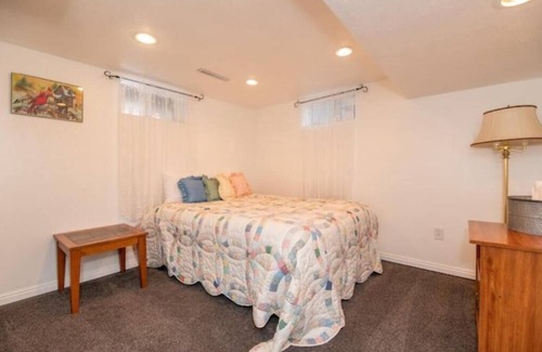 Murray House | Ski getaway 10 min to Cottonwood Canyons