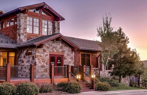 Truckee Resort | Ski In and Ski Out at Hyatt Northstar Lodge in Luxury 2 Bedroom Villa