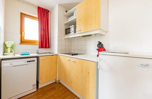 Saint-Francois-Longchamp Apartment | Ski-in apartment, 6 pers, 2 rooms, no wifi