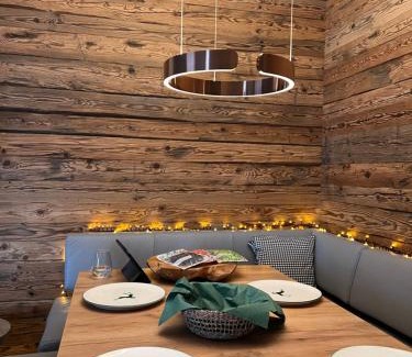 Schonbach Apartment | Ski-in & Out Alpine Style Apartment near Kitzbühel