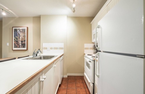 Upper Village Condo | Ski-in/out apartment | Complex pool, hot tub & gym