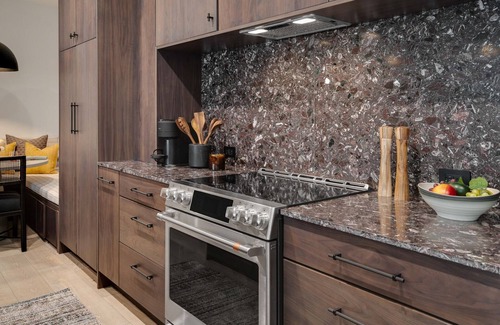 Highlands Townhomes Condo | Ski-in/Out Luxury in Beaver Creek | Chalet Brio