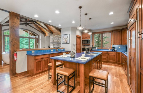 Winter Park House | Ski In Out Luxury Chalet 233 I Private Hot Tub I Amazing Views I Best Price I Discounted Attractions